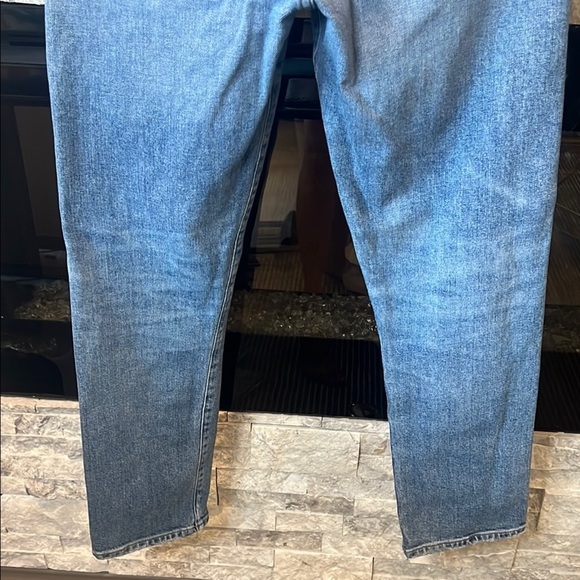 Citizens Of Humanity Blue Straight Jeans with Faded Distressing - Picture 14 of 14